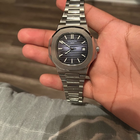 Nautilus watch - Picture 7 of 10